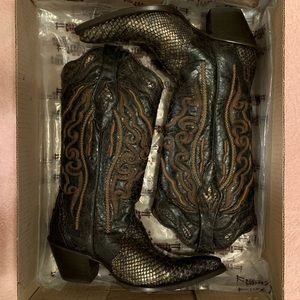 “CORRAL BOOTS” women’s python triad boots
